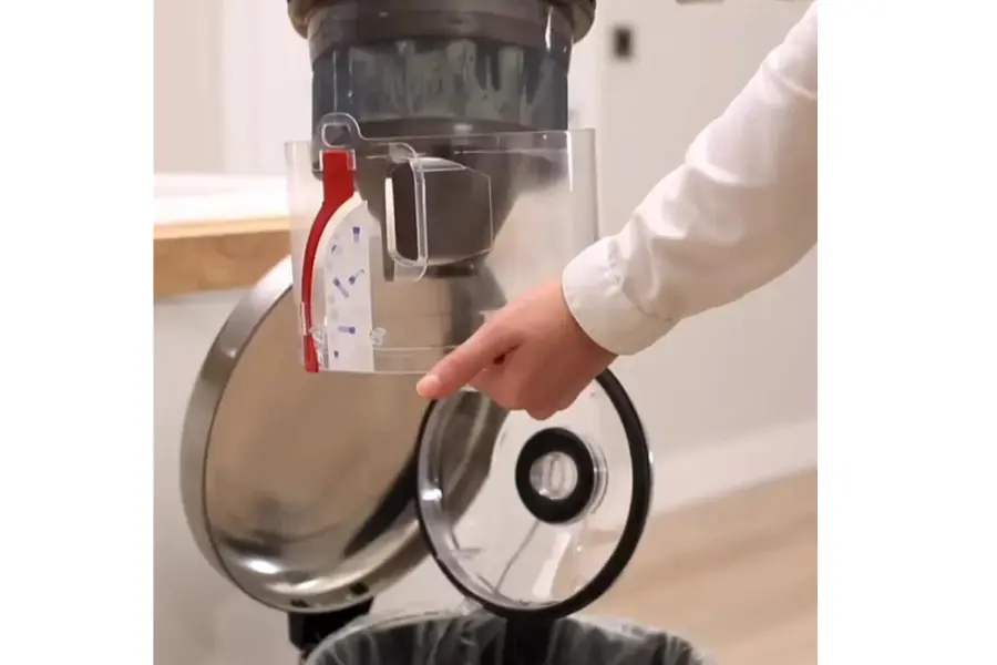 How to clean dyson cylinder vacuum