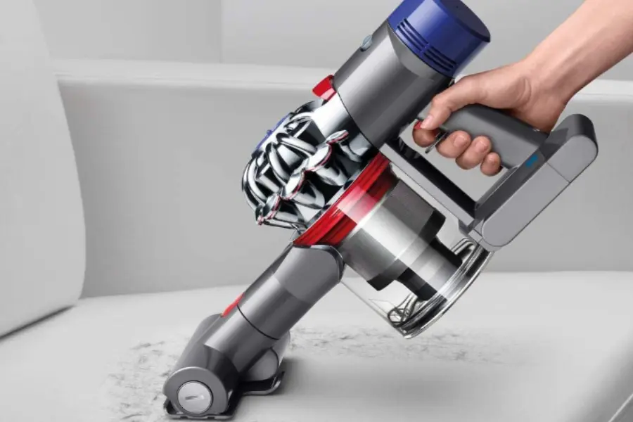 Dyson V7 Animal Cordless Stick Vacuum Cleaner Review